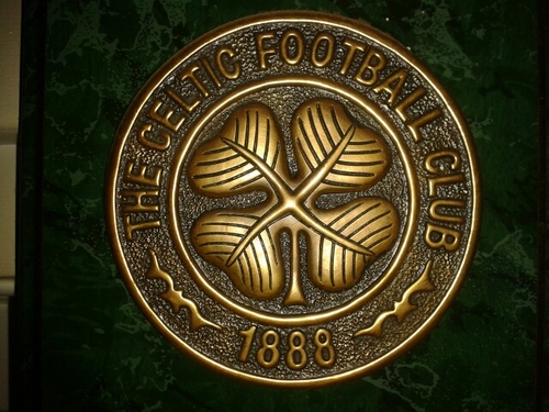 love football,GAA, support celtic,like comedy