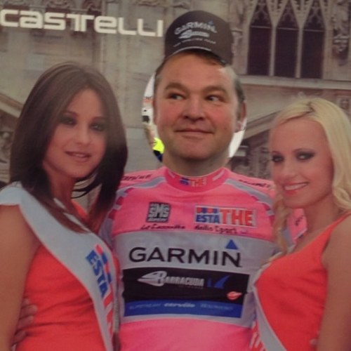Tweelingvader, Woman :), fietst vaak, doet iets met geluid, mag graag genieten, anyway It`s about the music, stupid! Life's too short to listen to crapmusic!