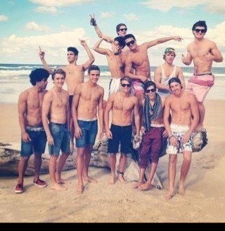 Love sixpack! // we post sixpacks, handsome guys, things about love, and random // Just follow and enjoy