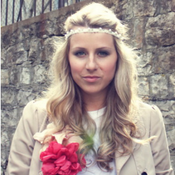 sOOperstaric's profile picture. Oduvek sam sanjala o tome da me neko prati. :P
Marina Arnaut, M. Arch.
my blog: 
http://t.co/n9qdwSIo