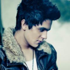 Siga Luan Santana
