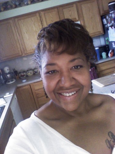 PoppinFresh2's profile picture. One woman trying to make a print on the sand of people's lives.