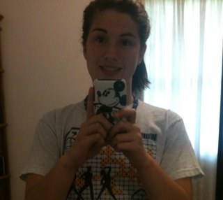i am a edc dancer and i love to cheer