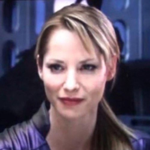 I am an Evil clone of Jill Valentine. Working with @RedQueen_RE. Here to destroy @WhiteQueen_RE and kill @ResidentEAlice.