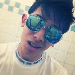 Cantor, Compositor e Guitarrista : http://t.co/UOLuwXAnUQ ... Fiel, Companheiro, Ciumento, Chato, Corinthians s2 ... Amigos s2