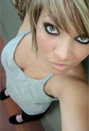 cumagainBecca's profile picture. Chillin with my peoples, and drinkn by the pool !!! why would i want to do anything else?? BTW its really me in the pic !!