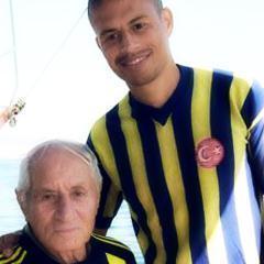 Önce VATAN..sonra FENERBAHÇE..İnançlı..Doğa ve Hayvansever..