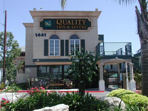 Anaheim Quality Inn & Suites is conveniently located across the street from Disneyland, Anaheim, CA.