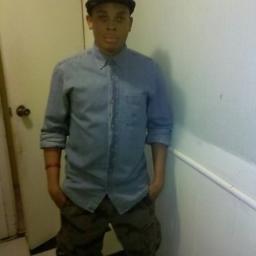 NwofiliA's profile picture. #TEAMFOLLOWBACK
#MIKETHEBALLHARDNUMBER(1)
#TEAMRETROJORDANS
#TEAMFOAMPOSITES