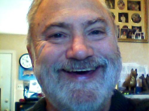 Happiness Life Coach. Joshua James BA, MSW,CPC
30 years of experience as a therapist & life coach, using Positive Psychology
Contact me at: 1-774-277-9477