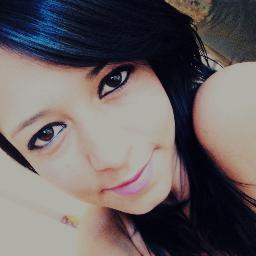 - Ela é um poço de qualidade e defeito, e cada jeito dela é uma emoção