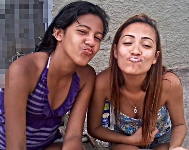 Amoo Ir aa Praaiia ee Bagunçaar Coom As Priimaa , Tbeein Amoo Minhaa Fmilíaa ;$ ♥