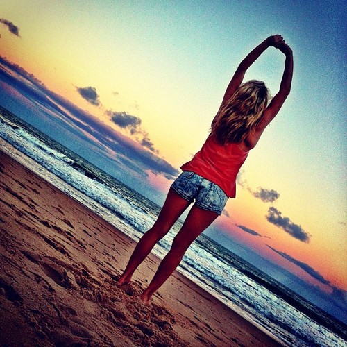 É com seu sorriso que eu sonho, é o seu abraço que eu peço a Deus todas as noites antes de dormir. @Lua_Blanco ∞ Since 20/08/11