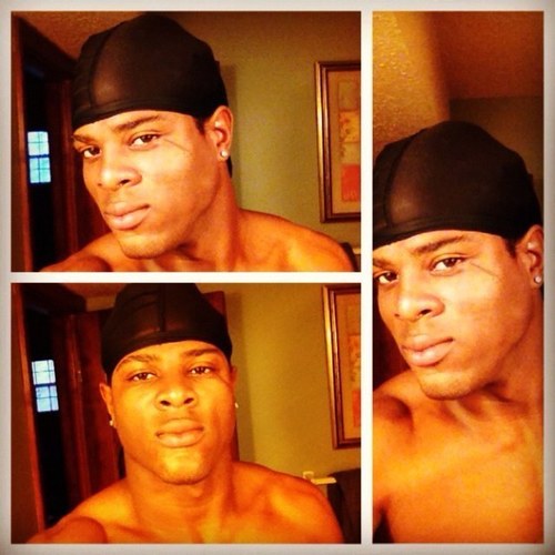 St.Lucia boi inda house. follow and I follow back just hit that #teamfollowback. #teamFruitJuice #teamsprint #teamNDD #Teamblessed