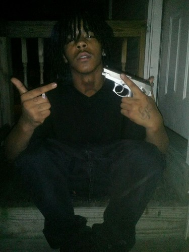 He Has My Heart , I Love Yu Bae . Go Follow Me @_LoveMyLondyn
