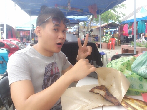 izzat_ezy's profile picture. ;)