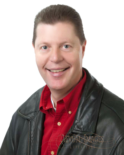 Vancnetworking's profile picture. I love helping people network and connecting with others.  If I can help you, please let me know.  People buy from people they like, know and trust!!