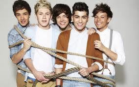 esse twitter é para as fãs fanaticas por  One direction!!sigo devolta!!!só as Directiones seguem!!vamos  detonar o mundo !!!