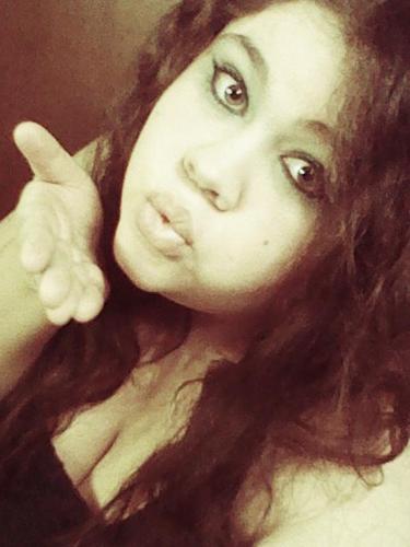 dance like no one is watching....I get olong with just about anyone land I love to have a laugh...love the biebs 1D and cody simpson.... I follow back :)