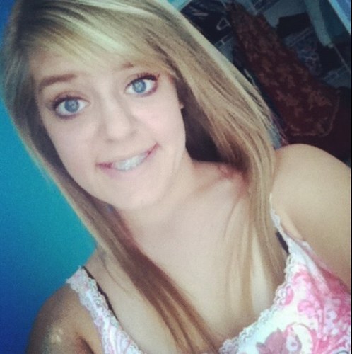#TeamSingle #LSU #cheerleader #Christen #TalksAlot  If you want my number just ask!;) Your all Beautiful