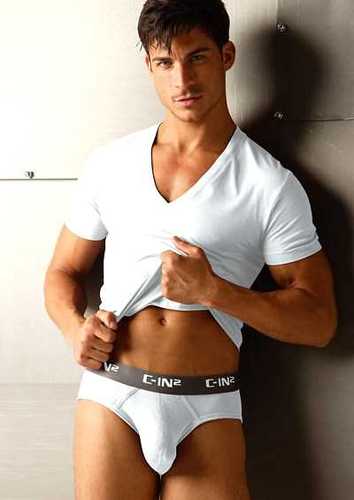 emale_gay's profile picture. Live life to the fullest. Looking for friendship and lots of fun. #TeamME