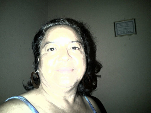 AlbaLuzReinoso's profile picture. 