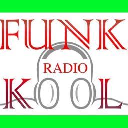 radioFUNK_KOOL's profile picture. la radio dello sfogo, voi fate le dediche e io metto i brani, il tutto se ne va a FUNK KOOL