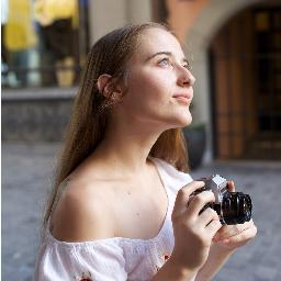 Lazy_watcher's profile picture. Пишу, читаю, рисую, вышиваю, перевожу, экспериментирую с жизнью.