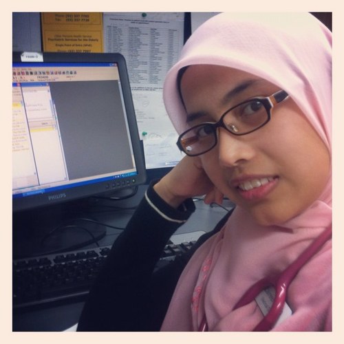 zaireenhani's profile picture. 