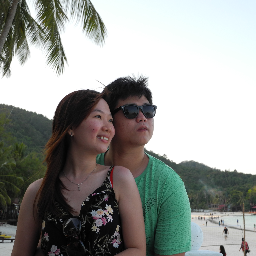 FonnieAngela's profile picture. 