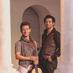 Le Duo de guitare classique Éclipse est disponible pour vos manifestations tels que festivals, mariages, cérémonies, occasions diverses....