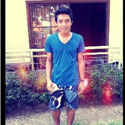 i'm juz a simple and ordinary guy..not much to tell but do follow me..cz i'm good in making fun and happy always..sometimes can be a lil bit wild n crazy :D