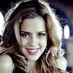 I give my life for a smile of you Sophia Abrahao Since:17/03/12