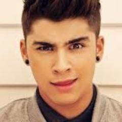 Hey guys i'm a permanent fan of One Direction and gonna make a band, named Two Direction. Just kidding. Follow me I'll follow back, but my twitter is lock :)