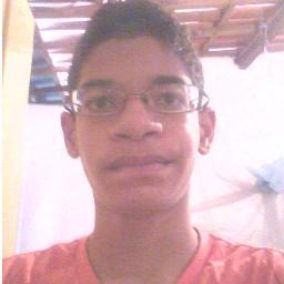 Junior Müller#São Paulo.F.C ``UMA PAIXÃO``
  “Não sou tricolor de coração,
sou tricolor de alma,
pois um dia o coração para,
mais a alma é eterna.”