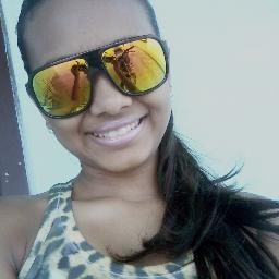 luz que me guia é mais forte do que os olhos que me cercam.  Fã do @WesleySafadao eternamente flamenguista!:**** '
