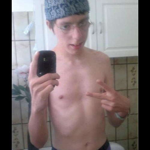 Eigenaars van account @danieldaniel711 & @esser_boris  ***** sterren account!