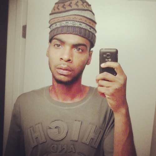 i do it all but i hustle like a muthafukka