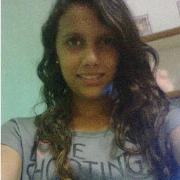 Sou o que penso, que escrevo, que falo. Sou muitas, diferente em cada ponto de vista. By:Nayara OBS:Do not judge me by the skin ...