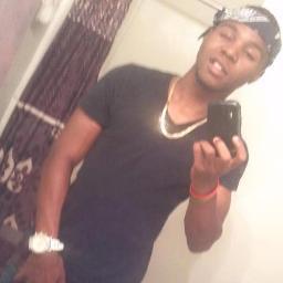 Fr33Squeeze's profile picture. #YPMG
Stayin positive bout erthang been thru enough shiit Ass it is Trynna figure out my purpose in life #Kushhead Match dhat shiit