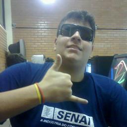 a saudade e sentimento que quando não cabe no coração escore pelos olhos  ONE LOVE - Bob Marley