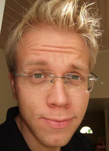 Life science/biotech guy with a big passion for science/food/traveling among other things...