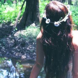 Hey Guys !! Welcome to my profile :) Im a Big directioner :) Follow and I PROMISE ill follow u back :)