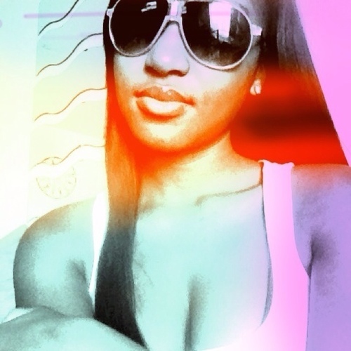 _MaterialGirl12's profile picture. I'm Just the innocent girl in her maiden teens that knows perfectly well what everything means.