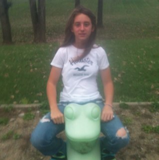 afillia11's profile picture. Taylor -17 -Attends MHS -Loves music -Plays drums.