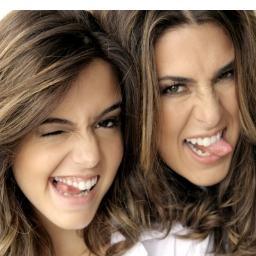 FC dedicado a amizade de @_gilancellotti e @fepaesleme (Fernanda Paes Leme e Giovanna Lancelotti)