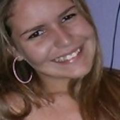 Looiiraa , tourianaa, PERNAMBUCANA, Coriinthiana&&RubroNegraa  dee 15 anoos .. 
Maas informaçooes seguee aeê ! ;)