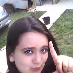 a garota imperfeita mas que todos adoram ~~