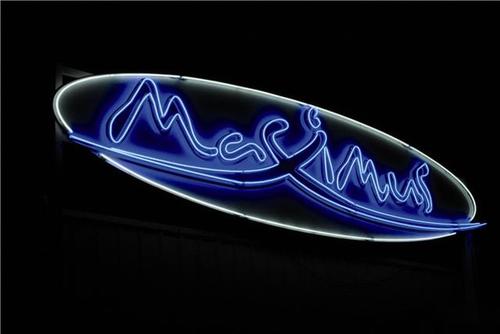 RESTAURANT - BAR LOUNGE - CLUB PRIVE restaurant 0596 50 16 37 
Infoline club 0696 383 383 
#maxirestau #maximusfwi