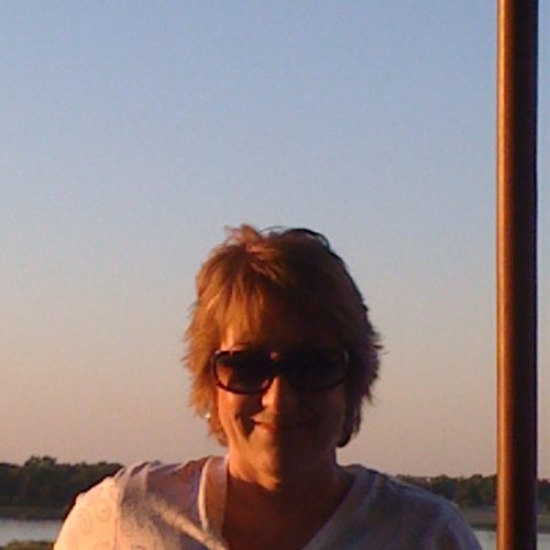 jarobers's profile picture. born in the USA-conservative-no longer a Republican. Fed-up with whiney people & useless politicians. So proud of our new President, Donald Trump!